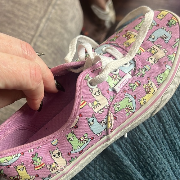 Llama Vans for Kids - Picture 2 of 3